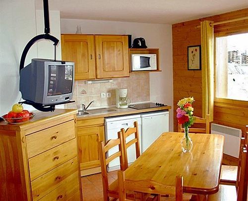 Madame Vacances Les Chalets Des Alpages La Plagne Exterior photo